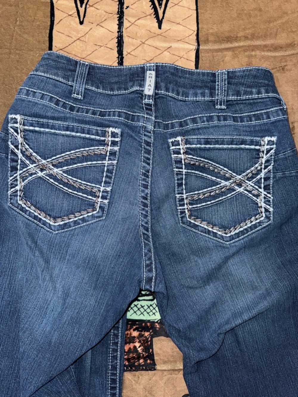 EUC Ariat Blue Flare Jeans with White Stitching 31XL - Picture 7 of 8